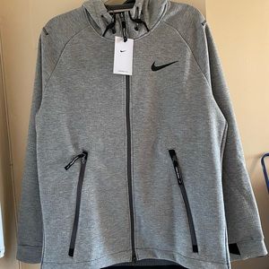 Nike Pro Thermal Fit Gray Hoodie - L